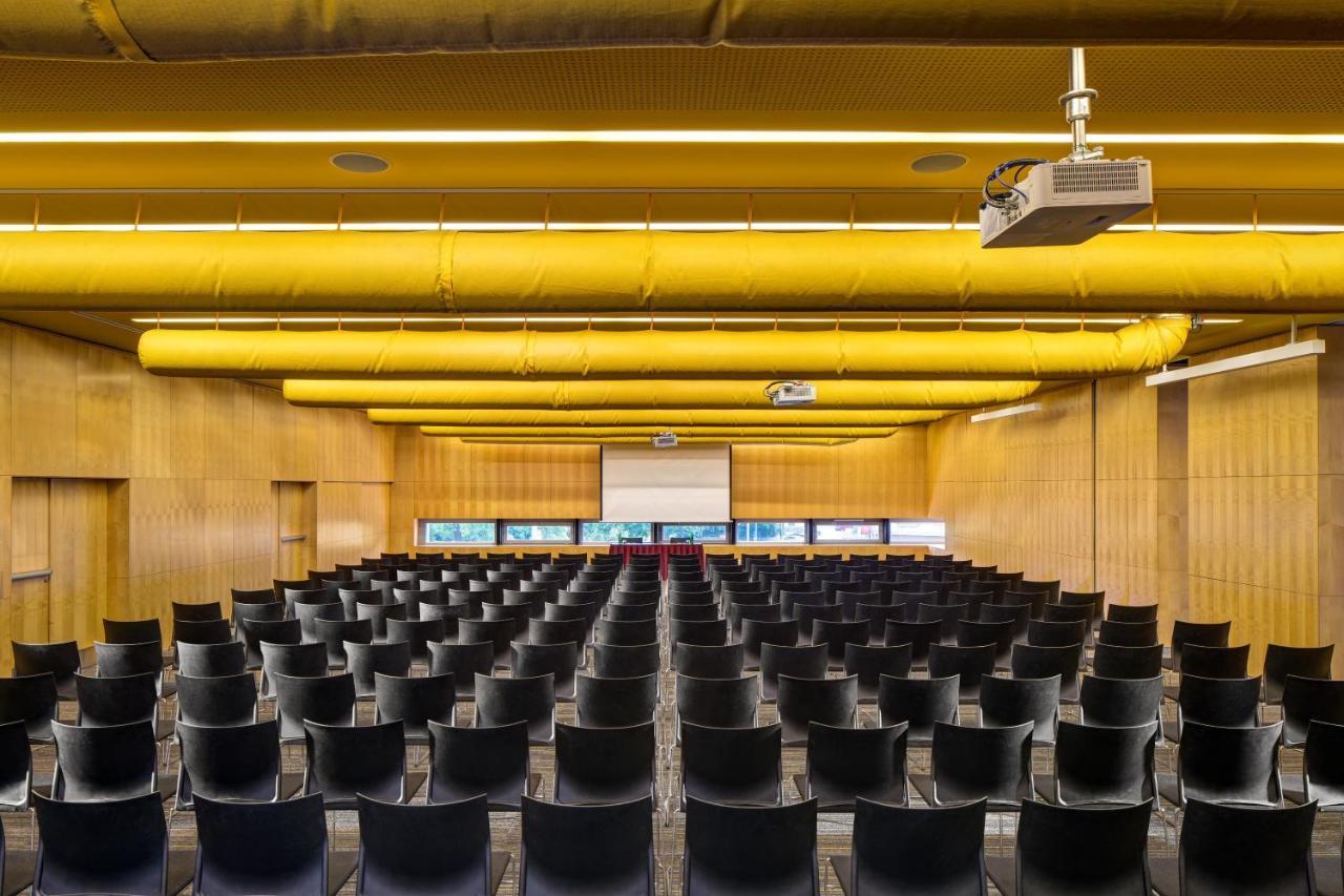 拉贝河畔乌斯季克拉丽奥酒店 Ústí nad Labem 外观 照片